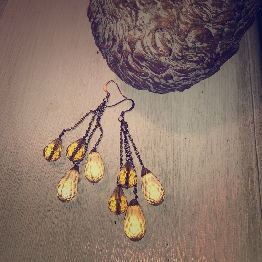 Amber earrings from Hawaii 💛